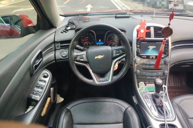 Used Chevrolet Malibu 2012 1.6T Automatic Luxury Edition Steering Wheel