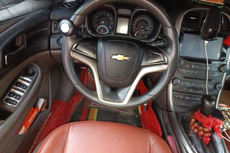 Used Chevrolet Malibu 2012 2.0L Automatic Comfort Edition Steering Wheel