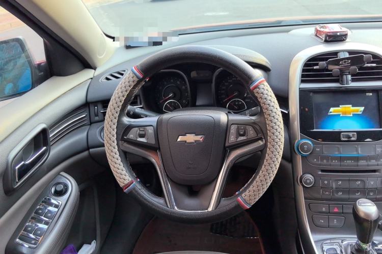 Used Chevrolet Malibu 2012 2.4L Automatic Luxury Edition Steering Wheel