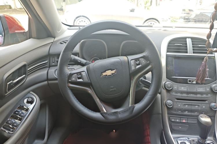 Used Chevrolet Malibu 2012 2.0L Automatic Luxury Edition Steering Wheel