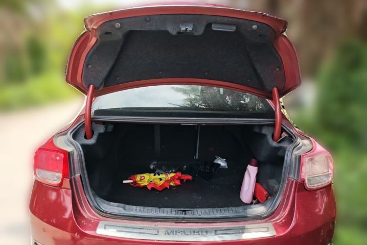 Used Chevrolet Malibu 2012 2.0L Automatic Luxury Edition Trunk