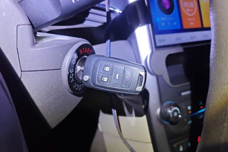 Used Chevrolet Malibu 2012 2.0L Automatic Comfort Edition Vehicle Key