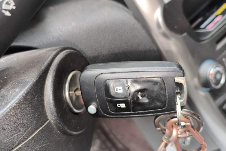 Used Chevrolet Malibu 2012 2.0L Automatic Comfort Edition Vehicle Key