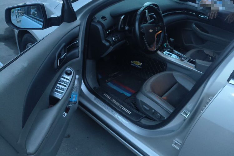 Used Chevrolet Malibu 2012 2.0L Automatic Luxury Edition Driver Seat