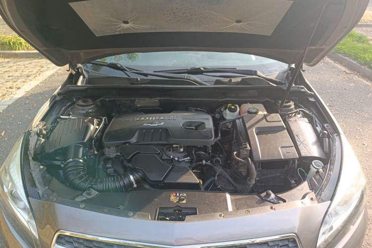 Used Chevrolet Malibu 2012 2.4L Automatic Luxury Edition Engine Bay