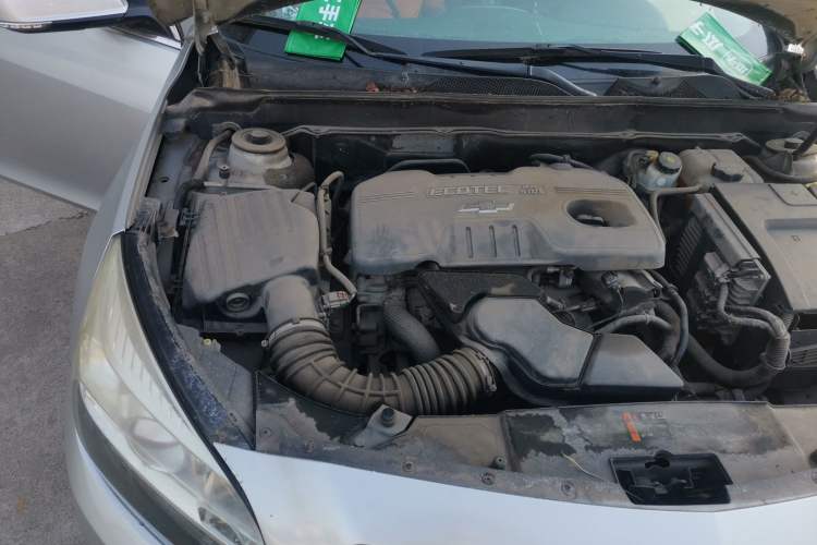 Used Chevrolet Malibu 2012 2.4L Automatic Luxury Edition Engine Bay Right