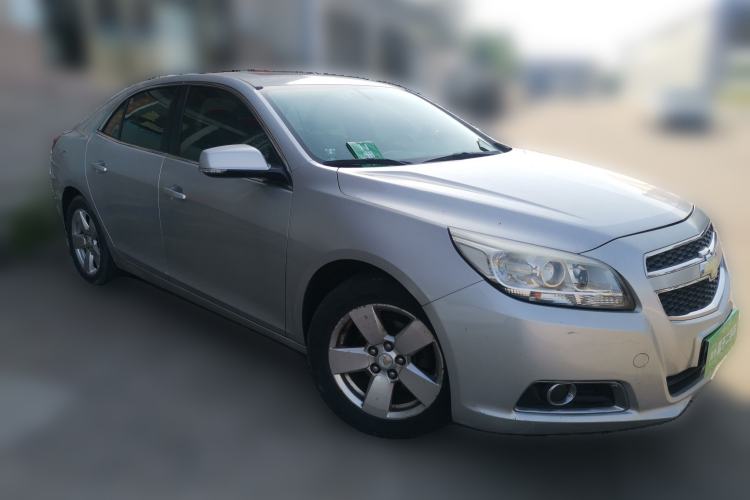 Used Chevrolet Malibu 2012 2.4L Automatic Luxury Edition Front Right 45 Deg