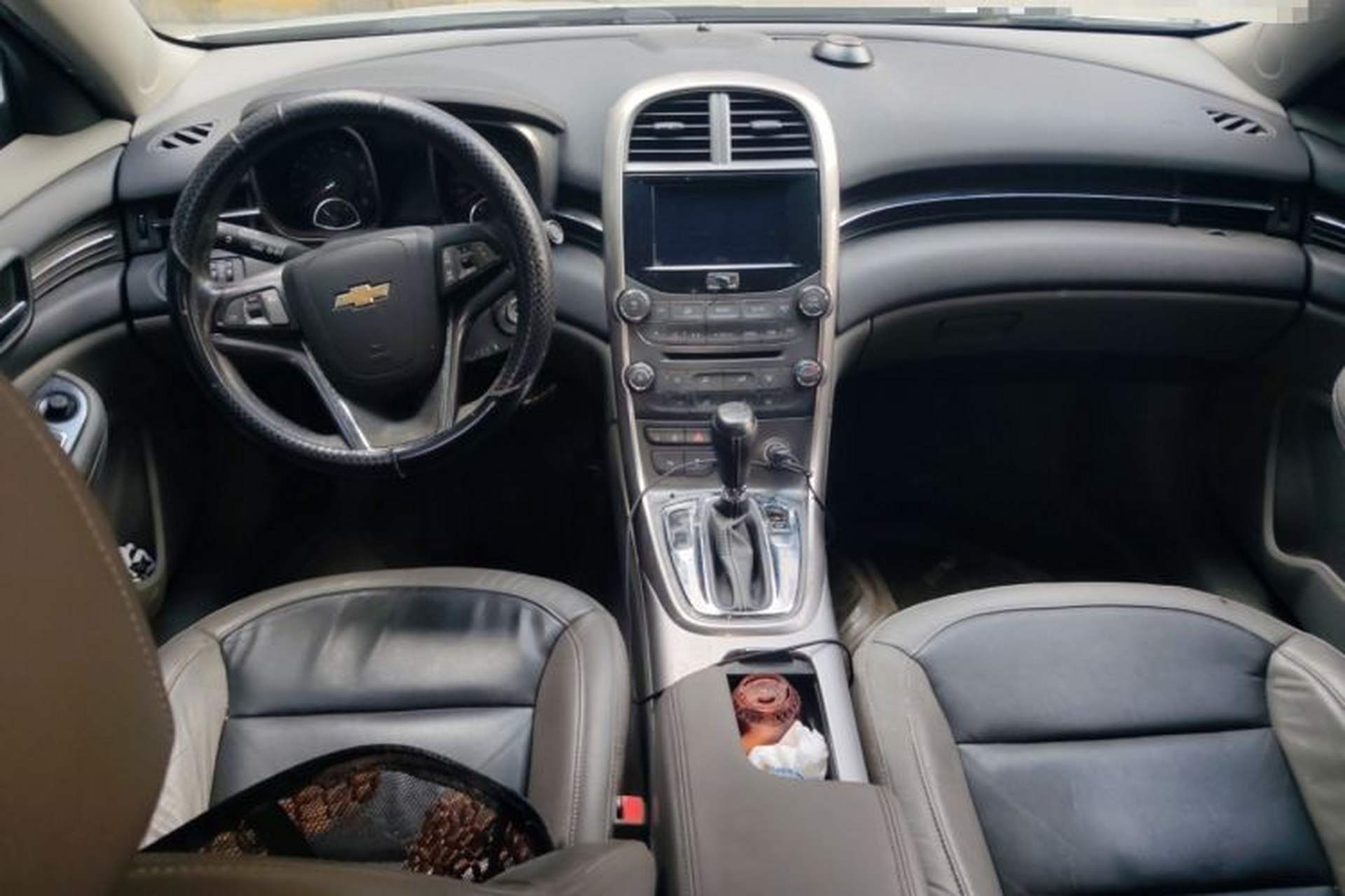 Used Chevrolet Malibu 2012 2.0L Automatic Luxury Edition Interior 2