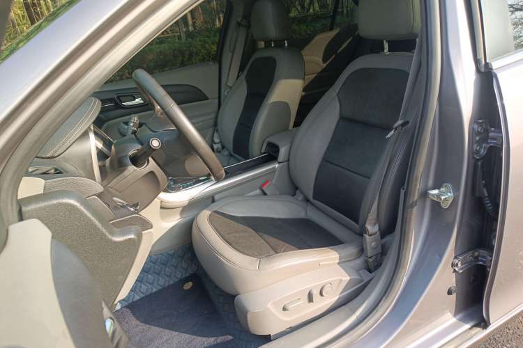 Used Chevrolet Malibu 2012 2.4L Automatic Luxury Edition Left Front Seat