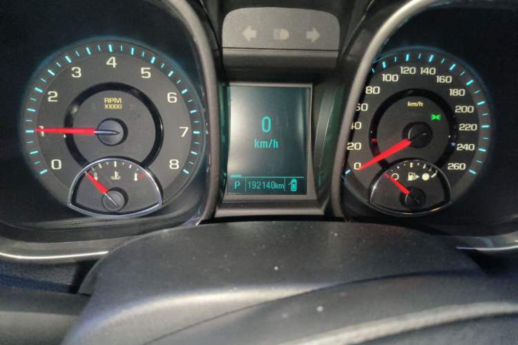 Used Chevrolet Malibu 2012 2.0L Automatic Luxury Edition Odometer Close Up