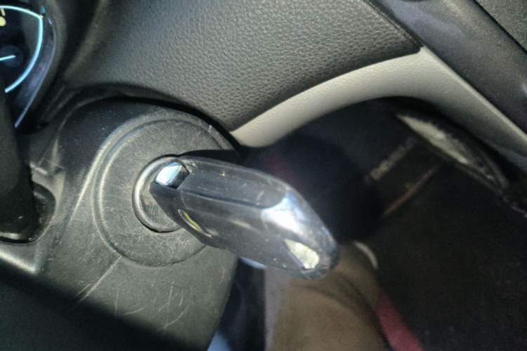 Used Chevrolet Malibu 2012 2.0L Automatic Luxury Edition Vehicle Key