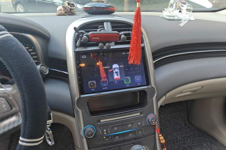 Used Chevrolet Malibu 2012 2.0L Automatic Luxury Edition Audio And AC Panel