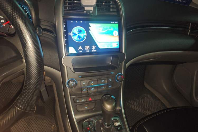 Used Chevrolet Malibu 2012 2.0L Automatic Comfort Edition Audio And AC Panel