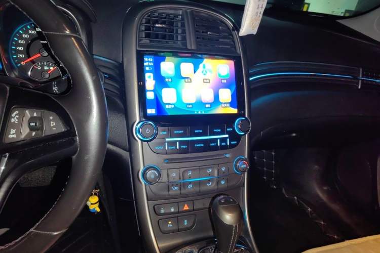 Used Chevrolet Malibu 2012 1.6T Automatic Luxury Edition Audio And AC Panel