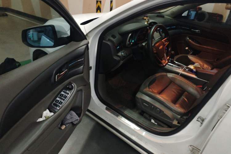 Used Chevrolet Malibu 2012 2.0L Automatic Luxury Edition Driver Seat