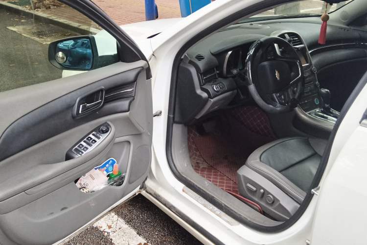 Used Chevrolet Malibu 2012 2.0L Automatic Luxury Edition Driver Seat