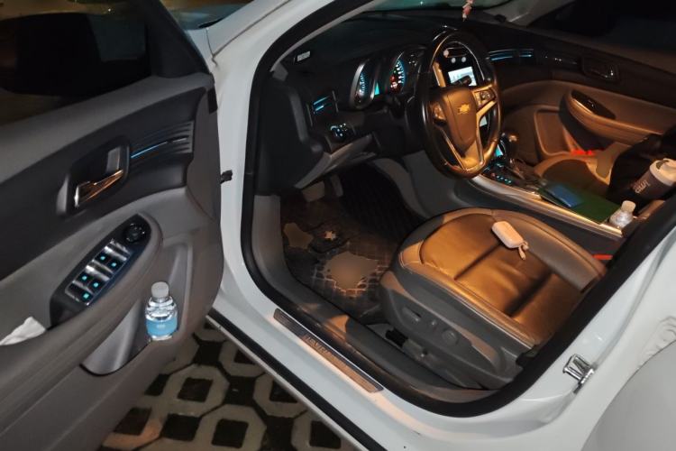 Used Chevrolet Malibu 2012 2.0L Automatic Luxury Edition Driver Seat