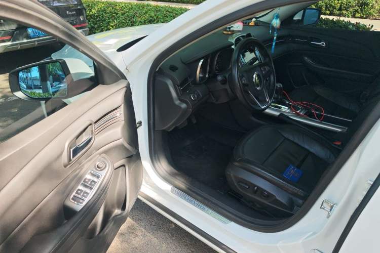 Used Chevrolet Malibu 2012 2.4L Automatic Flagship Edition Driver Seat