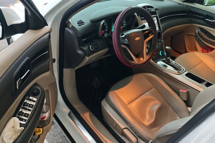 Used Chevrolet Malibu 2012 2.0L Automatic Comfort Edition Driver Seat