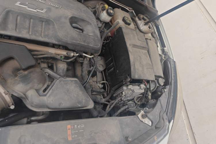 Used Chevrolet Malibu 2012 2.0L Automatic Luxury Edition Engine Bay Left