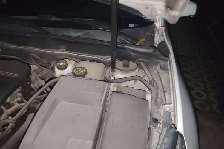 Used Chevrolet Malibu 2012 2.0L Automatic Luxury Edition Engine Bay Left