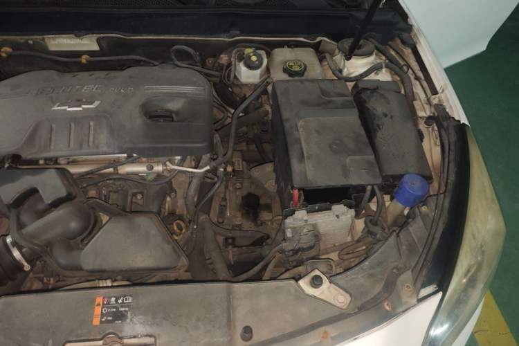 Used Chevrolet Malibu 2012 2.0L Automatic Comfort Edition Engine Bay Left