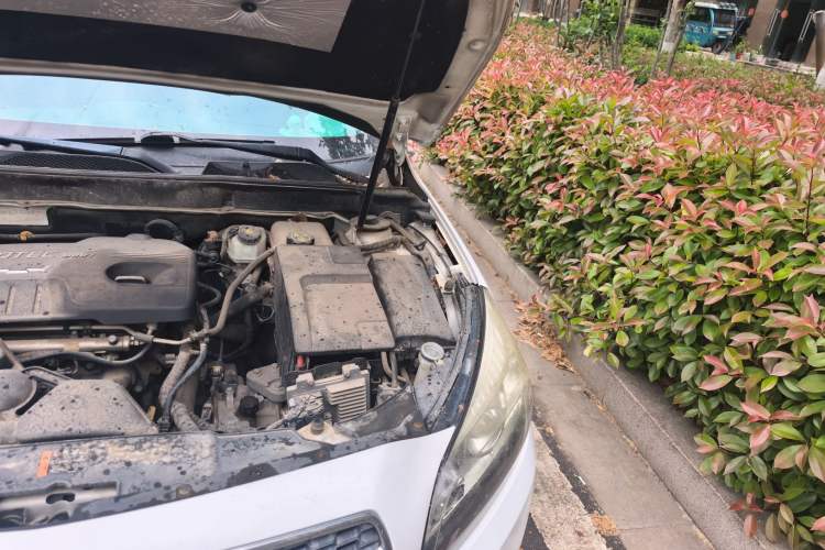 Used Chevrolet Malibu 2012 2.0L Automatic Comfort Edition Engine Bay Left