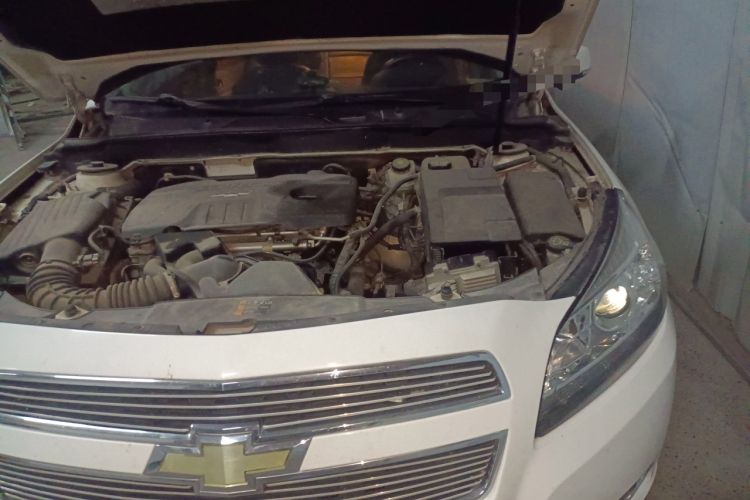 Used Chevrolet Malibu 2012 2.0L Automatic Luxury Edition Engine Bay Left
