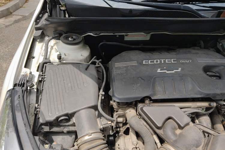 Used Chevrolet Malibu 2012 2.0L Automatic Luxury Edition Engine Bay Right