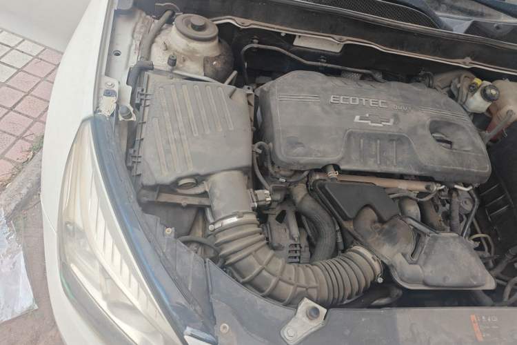 Used Chevrolet Malibu 2012 2.0L Automatic Luxury Edition Engine Bay Right