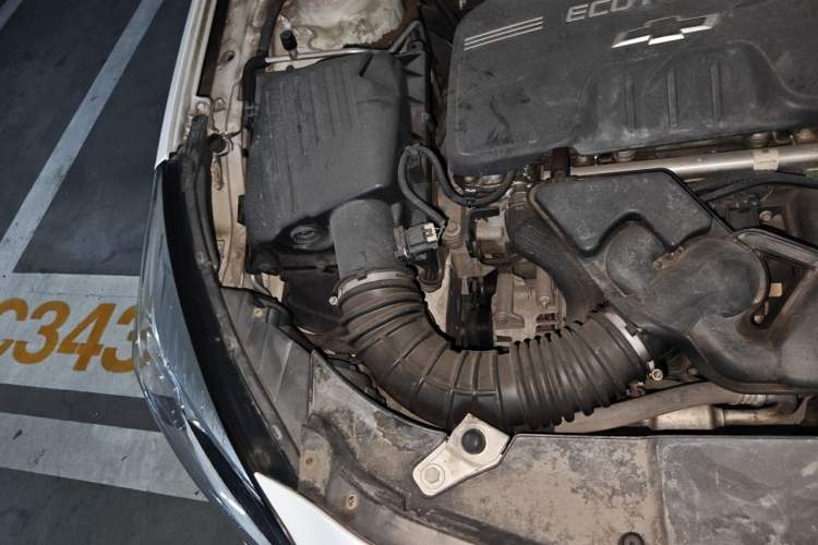 Used Chevrolet Malibu 2012 2.0L Automatic Comfort Edition Engine Bay Right