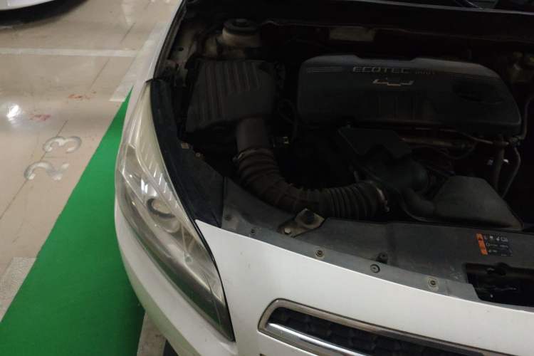 Used Chevrolet Malibu 2012 2.0L Automatic Luxury Edition Engine Bay Right