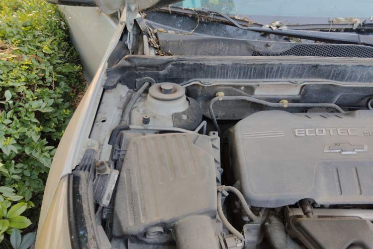 Used Chevrolet Malibu 2012 2.0L Automatic Luxury Edition Engine Bay Right