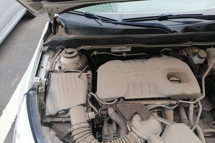 Used Chevrolet Malibu 2012 2.0L Automatic Comfort Edition Engine Bay Right