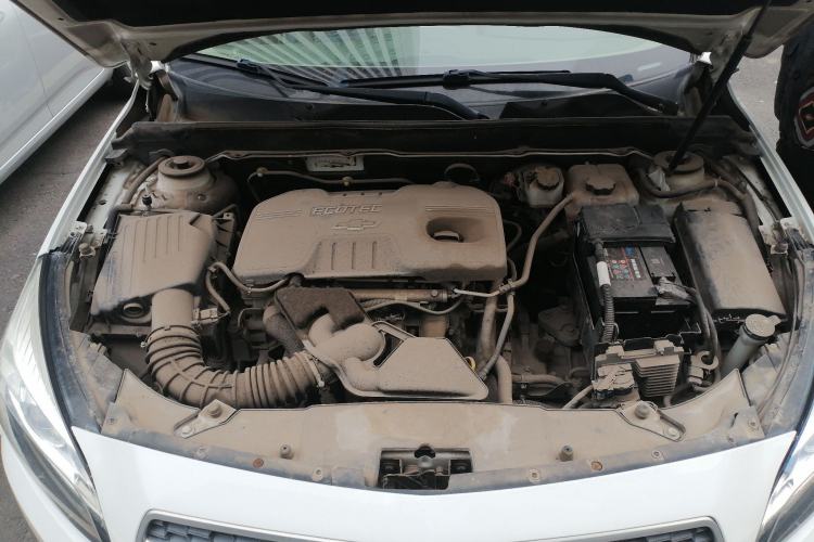 Used Chevrolet Malibu 2012 2.0L Automatic Comfort Edition Engine Bay