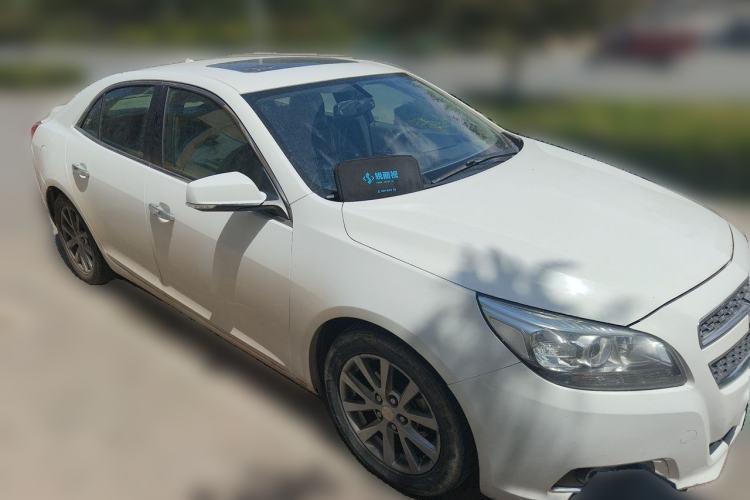 Used Chevrolet Malibu 2012 2.0L Automatic Luxury Edition Front Right 45 Deg