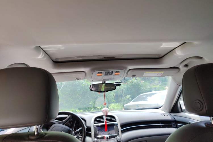 Used Chevrolet Malibu 2012 2.4L Automatic Luxury Edition Headliner