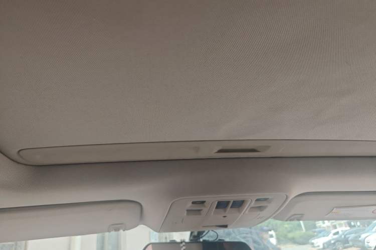 Used Chevrolet Malibu 2012 2.0L Automatic Luxury Edition Headliner