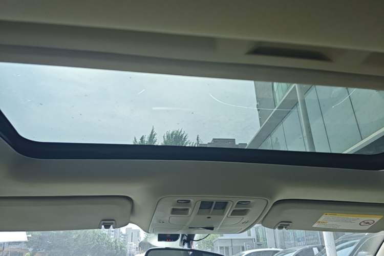 Used Chevrolet Malibu 2012 2.0L Automatic Luxury Edition Headliner