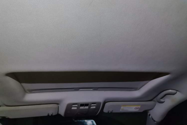 Used Chevrolet Malibu 2012 2.0L Automatic Luxury Edition Headliner