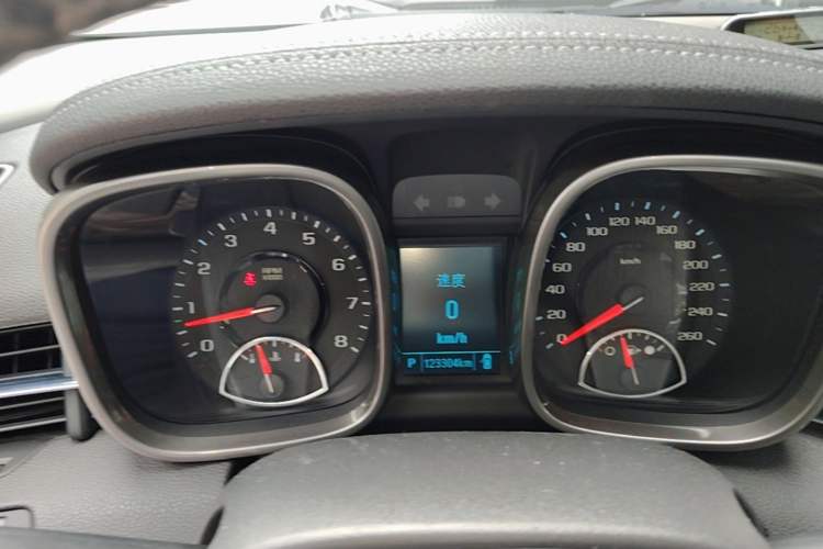 Used Chevrolet Malibu 2012 2.0L Automatic Luxury Edition Instrument Cluster