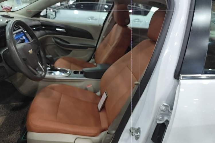Used Chevrolet Malibu 2012 2.0L Automatic Comfort Edition Left Front Seat