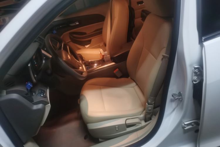 Used Chevrolet Malibu 2012 2.0L Automatic Comfort Edition Left Front Seat