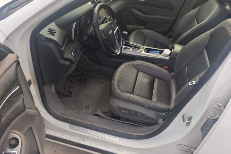 Used Chevrolet Malibu 2012 2.0L Automatic Luxury Edition Left Front Seat