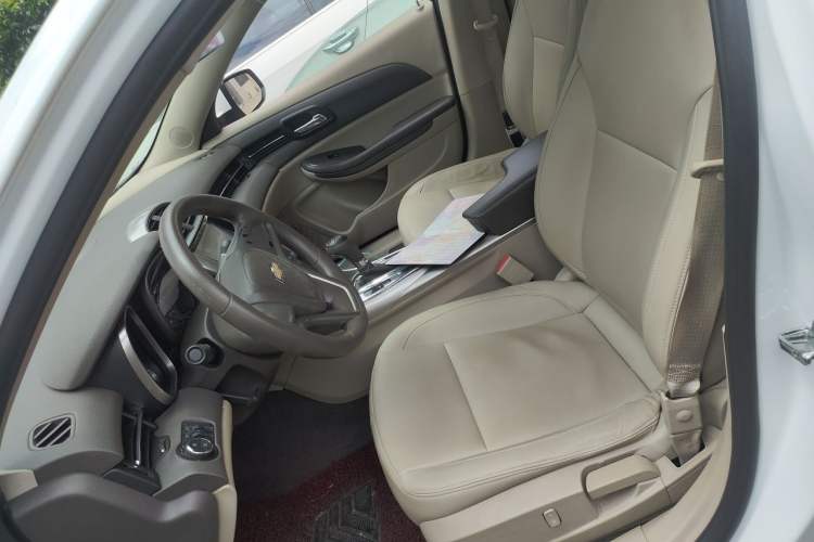 Used Chevrolet Malibu 2012 2.0L Automatic Comfort Edition Left Front Seat