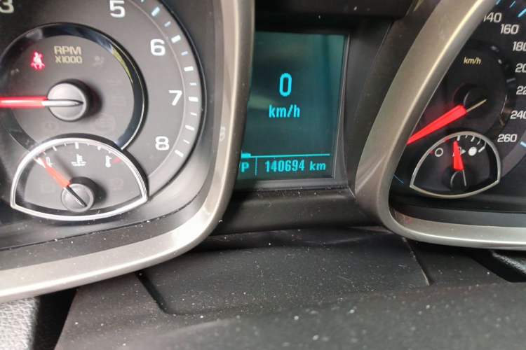 Used Chevrolet Malibu 2012 2.0L Automatic Luxury Edition Odometer Close Up