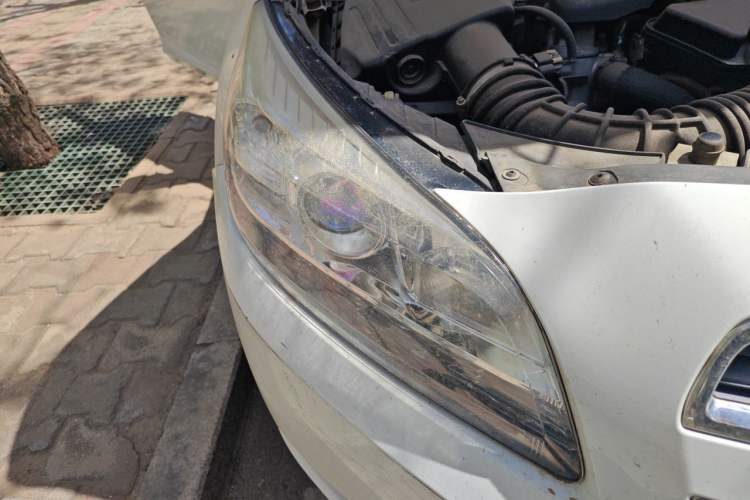 Used Chevrolet Malibu 2012 2.0L Automatic Comfort Edition Right Front Headlight