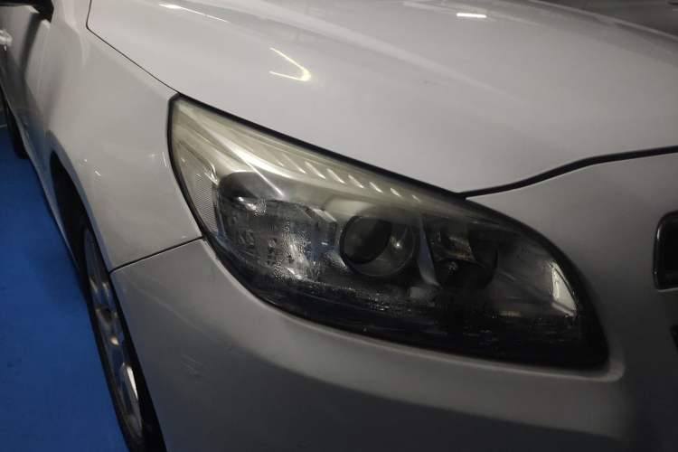 Used Chevrolet Malibu 2012 2.0L Automatic Classic Edition Right Front Headlight