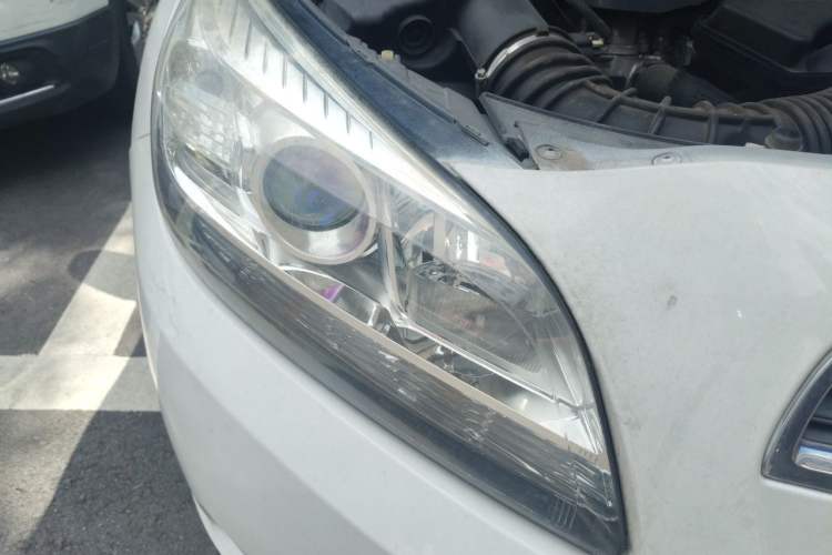 Used Chevrolet Malibu 2012 2.0L Automatic Luxury Edition Right Front Headlight