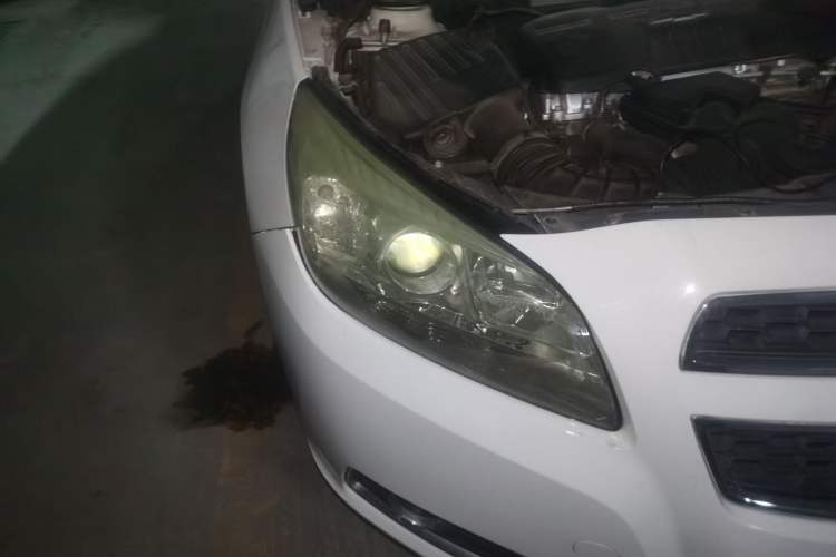 Used Chevrolet Malibu 2012 2.0L Automatic Comfort Edition Right Front Headlight